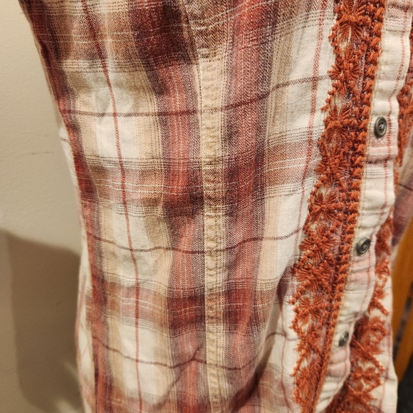 Sundance plaid blouse - Picture 4 of 13